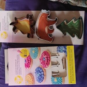 Wilton Cookie Decorating Set And Cutters